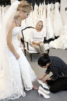 Hochzeit Shopping Tipps ~ Anprobe Brautschuhe